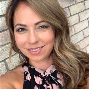 Meet your Posher, Jenny